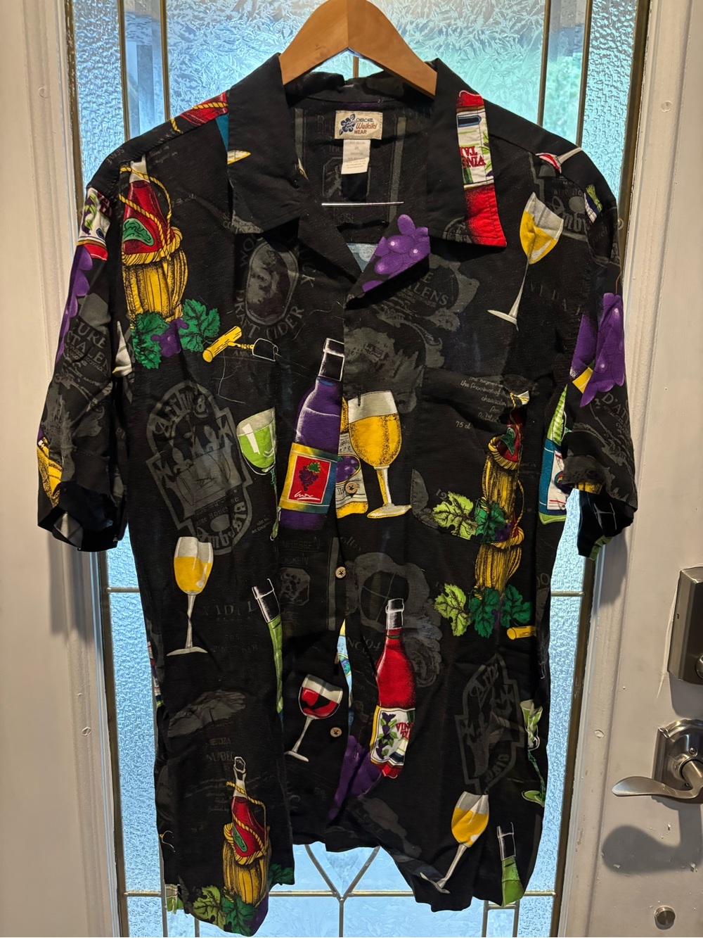 Vintage-Style Black Hawaiian Cocktail Print Men's Shirt